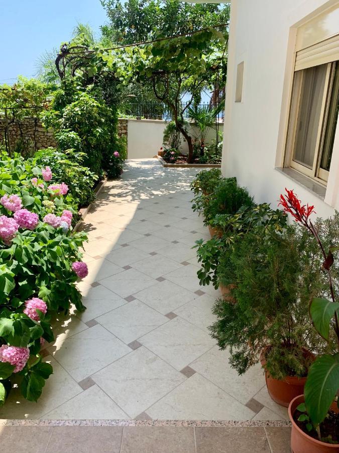 Duka Apts Sarandë Exterior foto