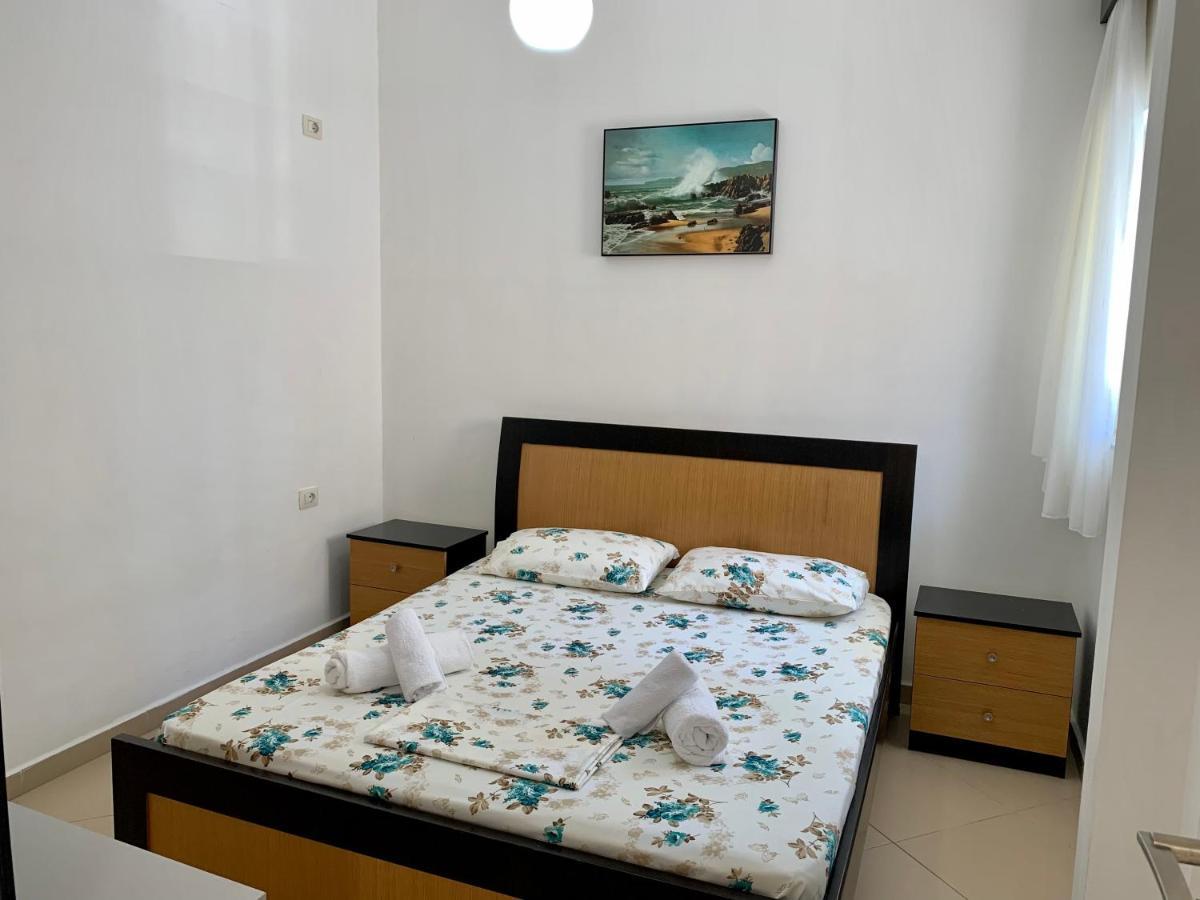 Duka Apts Sarandë Exterior foto