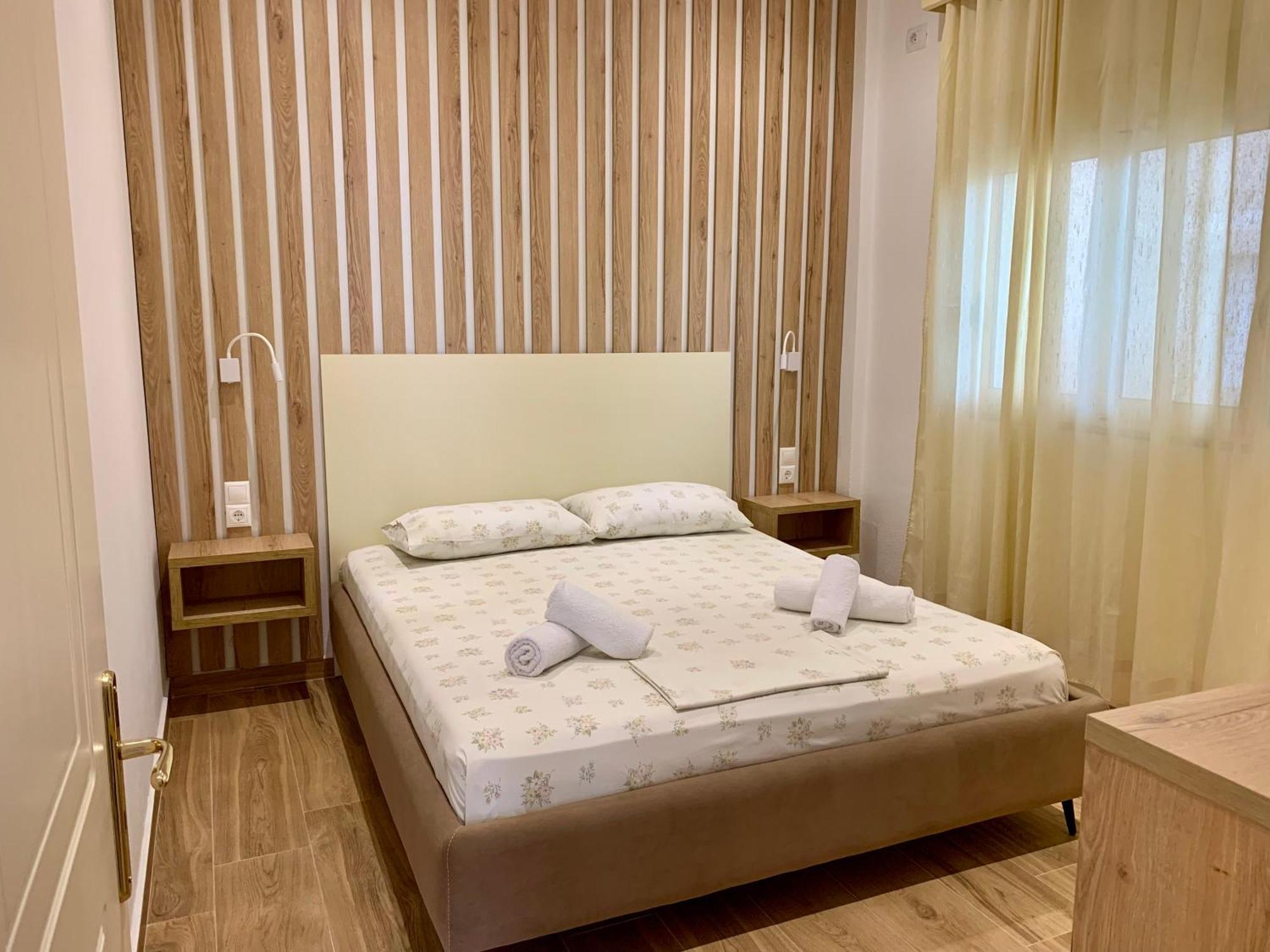 Duka Apts Sarandë Exterior foto